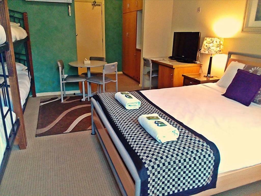 Adelaide'S City Park Motel Екстериор снимка